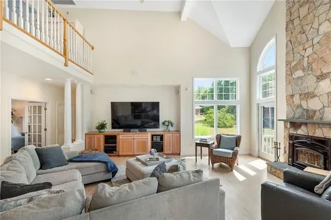 180 Cottontail Drive Portsmouth RI 02871