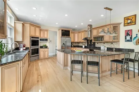 180 Cottontail Drive Portsmouth RI 02871