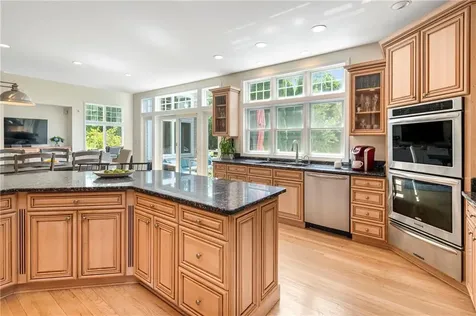 180 Cottontail Drive Portsmouth RI 02871