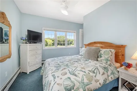 180 Cottontail Drive Portsmouth RI 02871