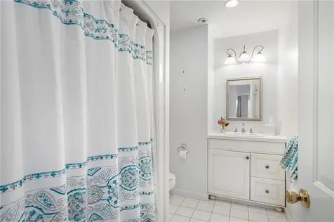 180 Cottontail Drive Portsmouth RI 02871