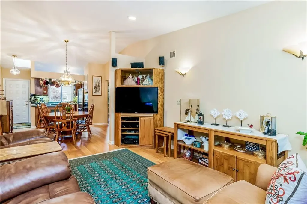 125 Smith Avenue Smithfield RI 02828