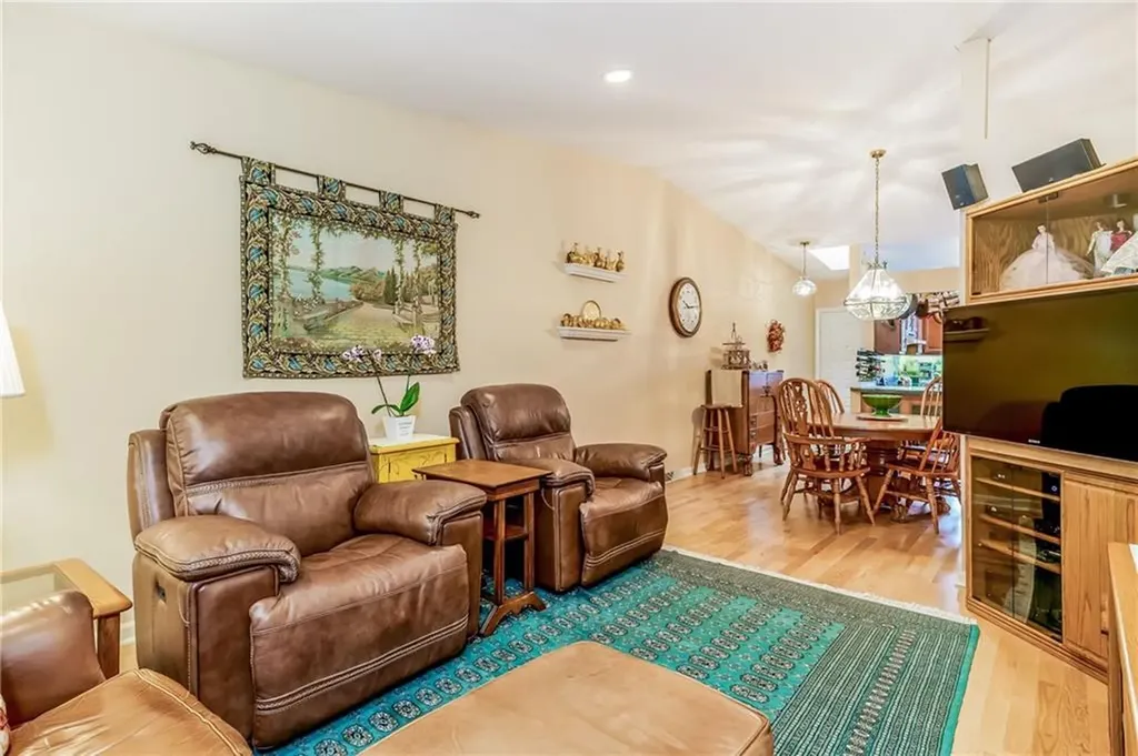 125 Smith Avenue Smithfield RI 02828