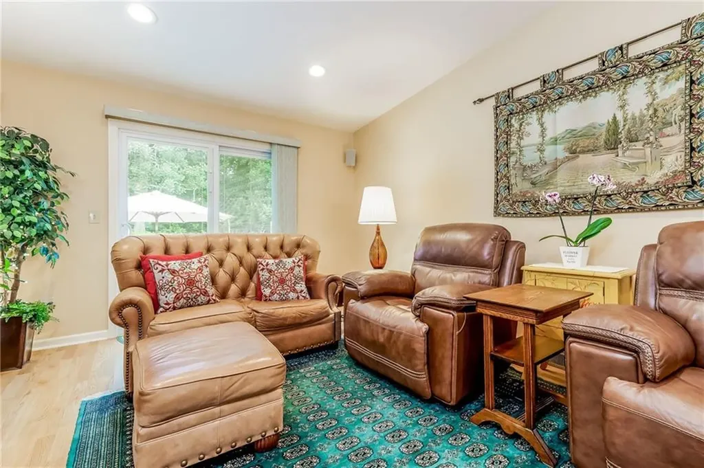 125 Smith Avenue Smithfield RI 02828