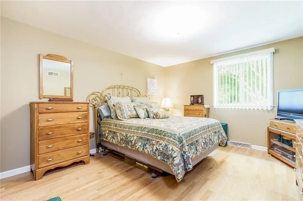 125 Smith Avenue Smithfield RI 02828