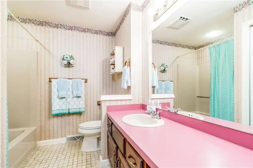 125 Smith Avenue Smithfield RI 02828