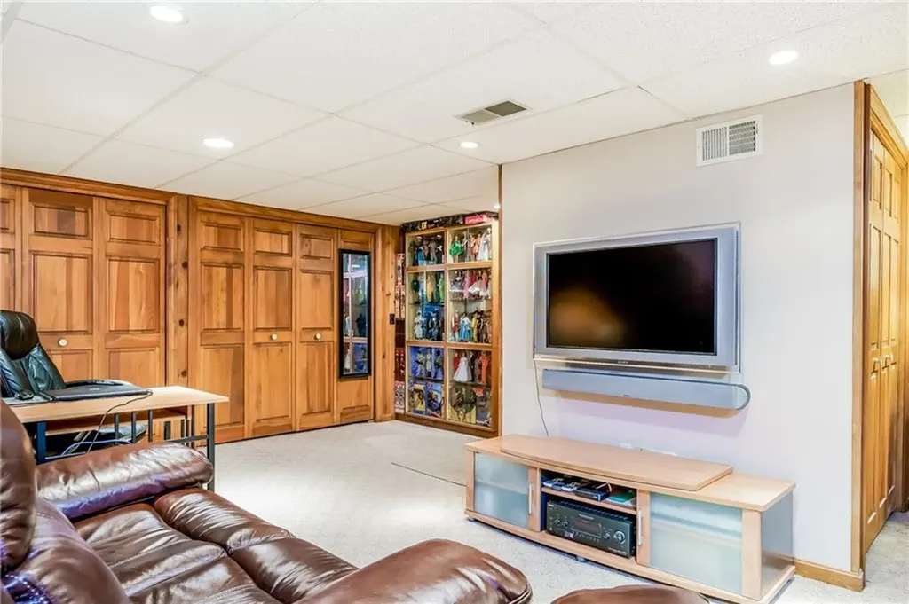 125 Smith Avenue Smithfield RI 02828