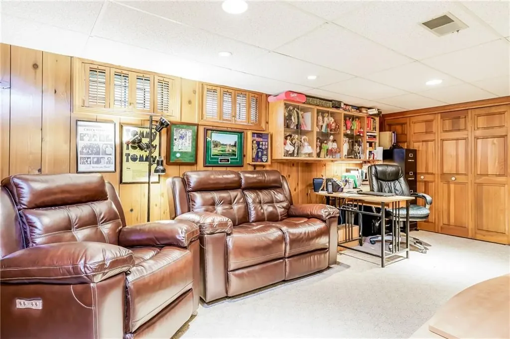 125 Smith Avenue Smithfield RI 02828