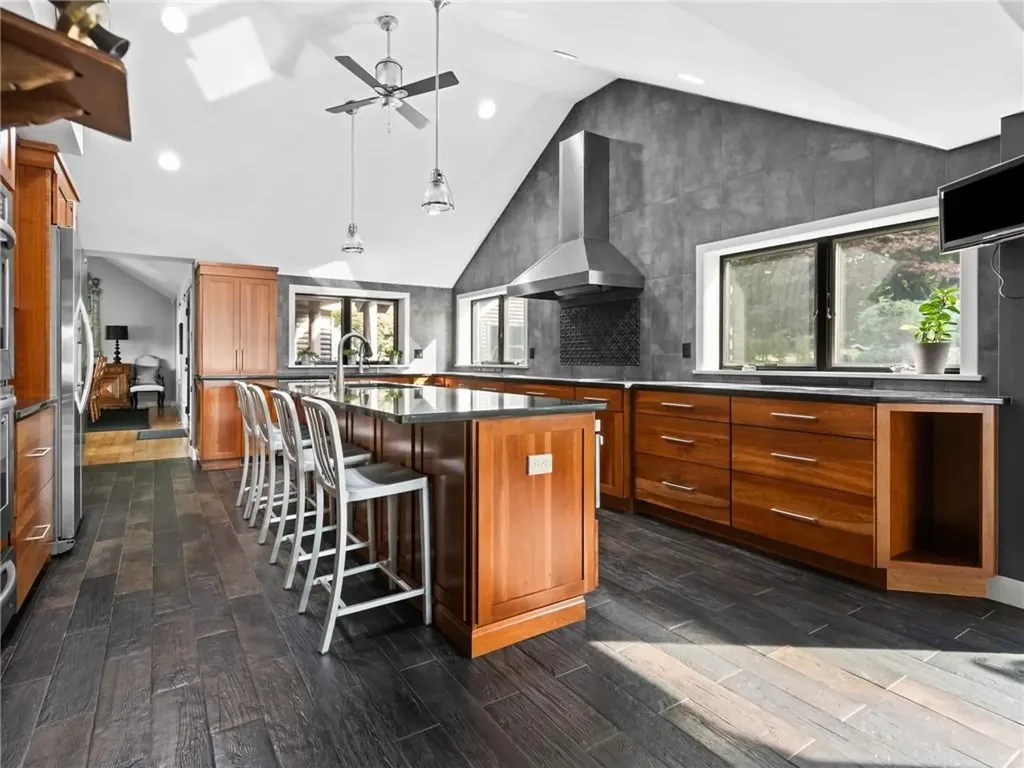 14 Domin Avenue Smithfield RI 02917