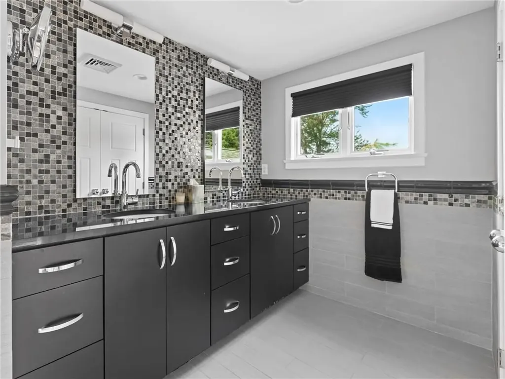 14 Domin Avenue Smithfield RI 02917