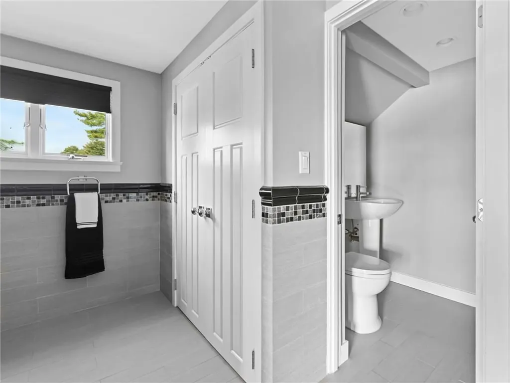 14 Domin Avenue Smithfield RI 02917