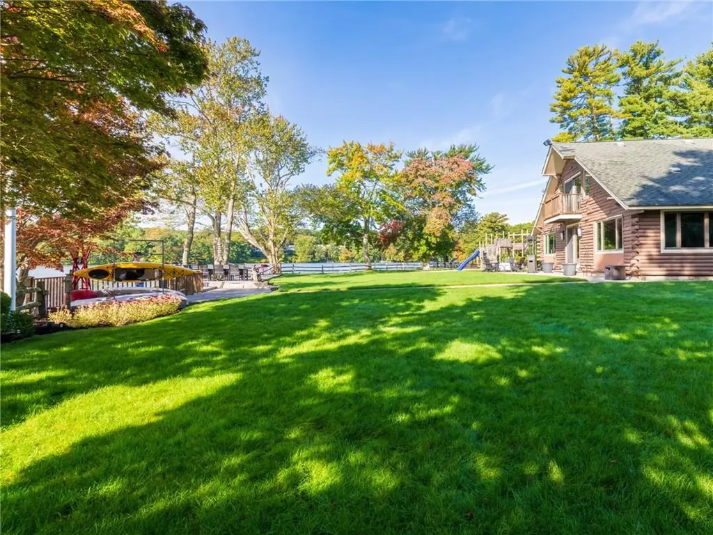 14 Domin Avenue Smithfield RI 02917