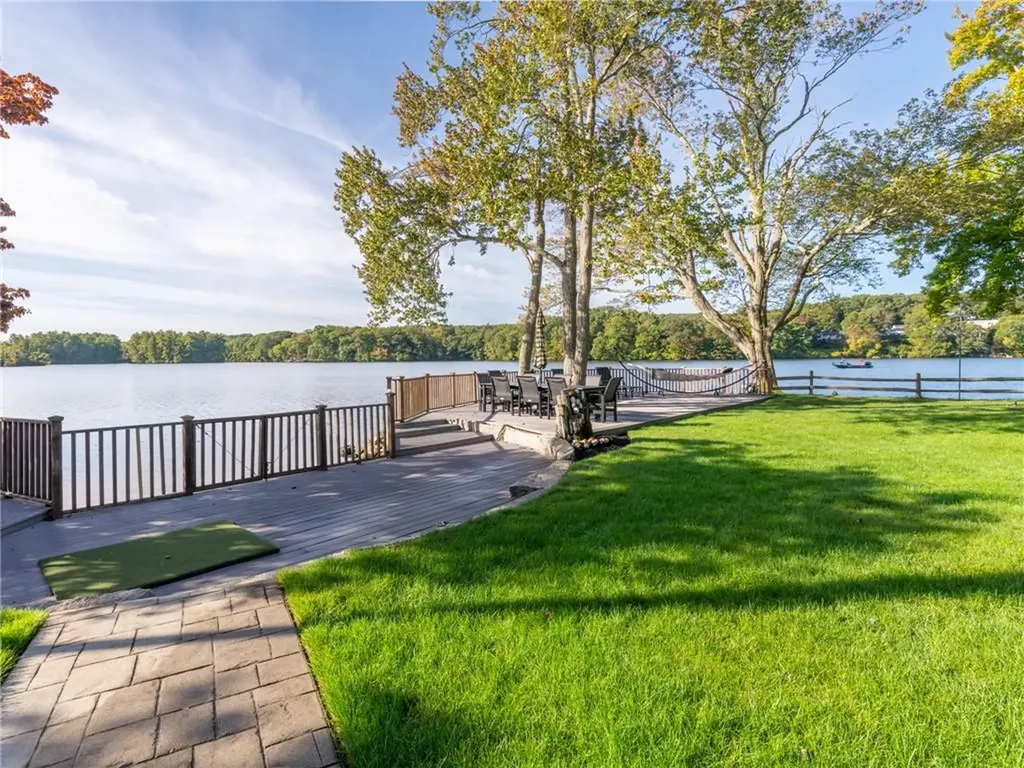 14 Domin Avenue Smithfield RI 02917