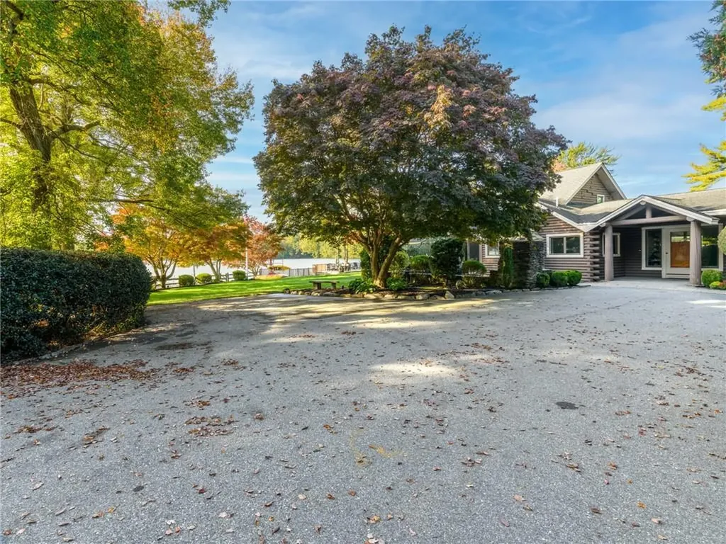 14 Domin Avenue Smithfield RI 02917