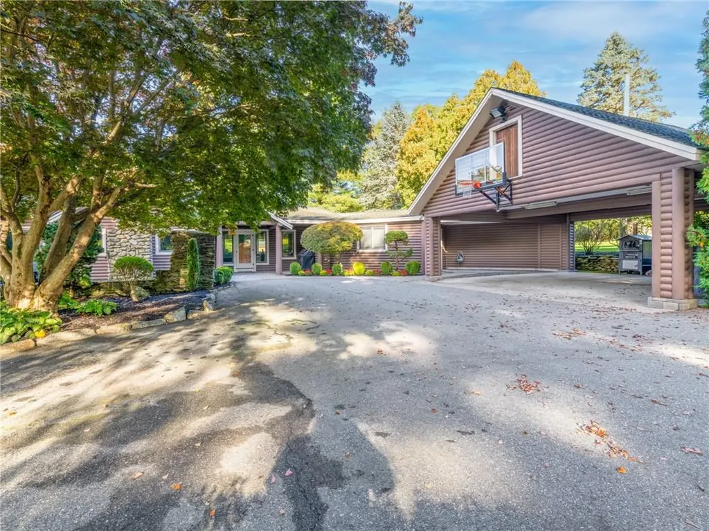 14 Domin Avenue Smithfield RI 02917