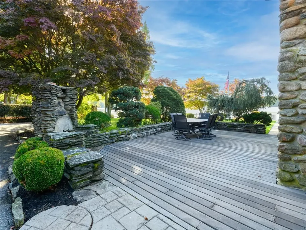 14 Domin Avenue Smithfield RI 02917