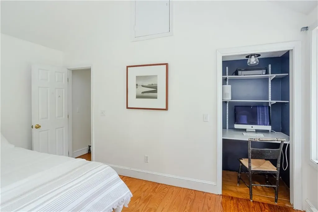40 Indian Terrace Middletown RI 02842