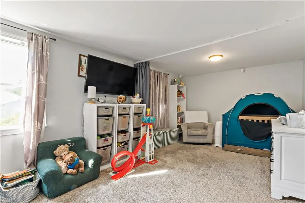 50 Redland Avenue East Providence RI 02916