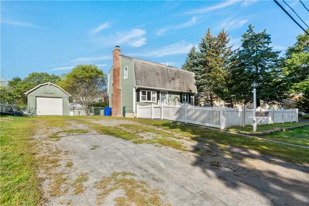 50 Redland Avenue East Providence RI 02916