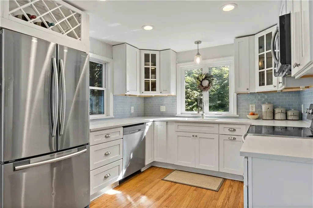 50 Redland Avenue East Providence RI 02916