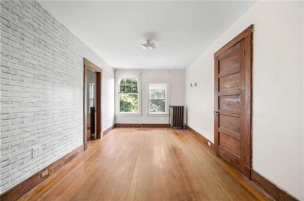 38 Oakley Road Woonsocket RI 02895