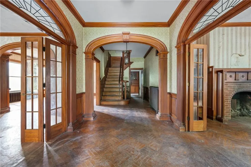 38 Oakley Road Woonsocket RI 02895