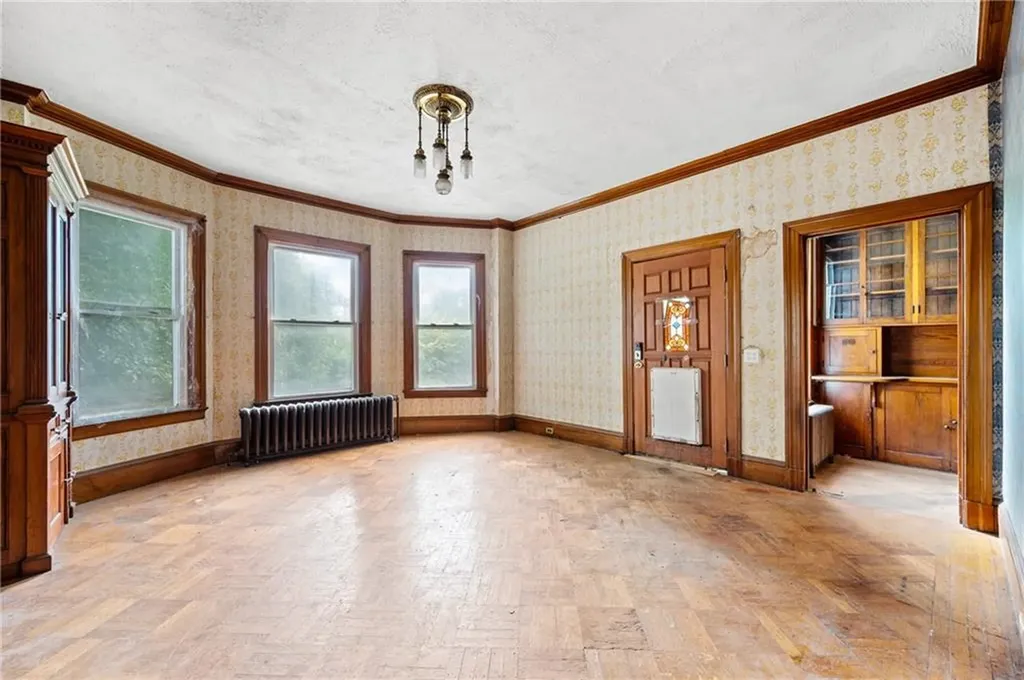 38 Oakley Road Woonsocket RI 02895