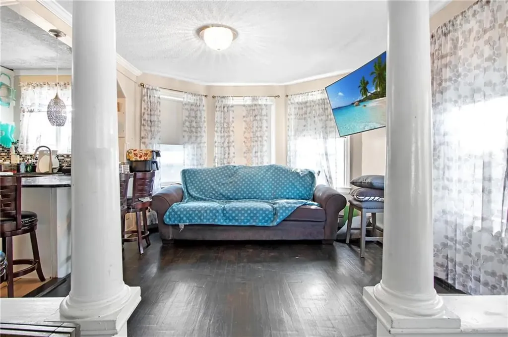 16 Grover Street North Providence RI 02911