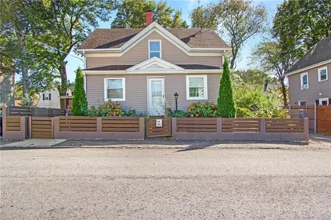 16 Grover Street North Providence RI 02911