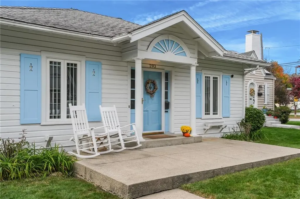 293 Parkside Drive Warwick RI 02888