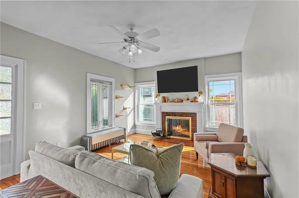 293 Parkside Drive Warwick RI 02888