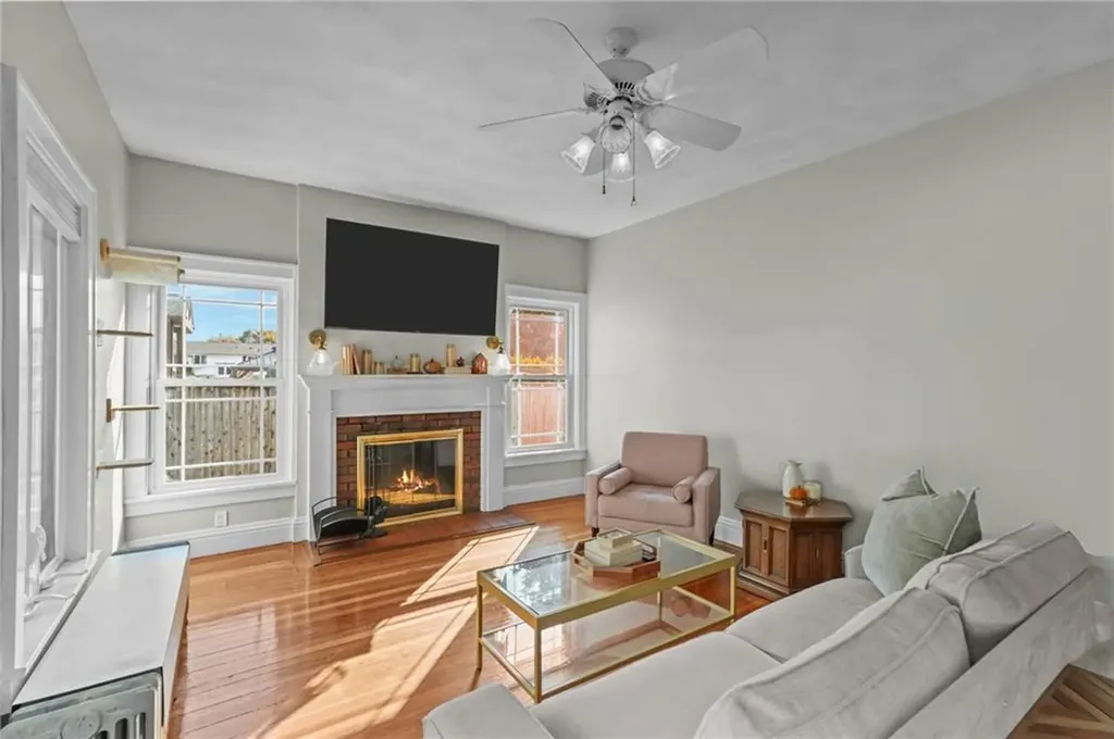 293 Parkside Drive Warwick RI 02888