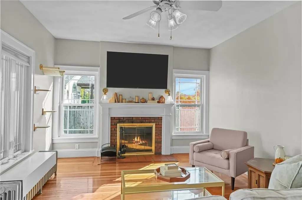 293 Parkside Drive Warwick RI 02888