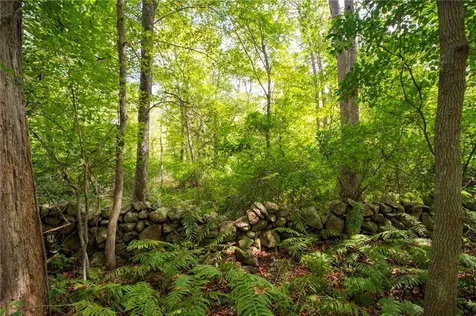 245 John Dyer Road Little Compton RI 02837