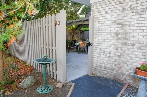 15 Caddy Rock Road North Kingstown RI 02852