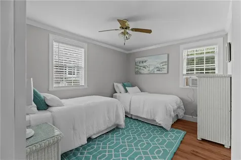 19 Warren Avenue Middletown RI 02842