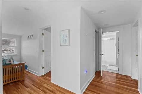 19 Warren Avenue Middletown RI 02842