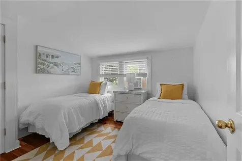 19 Warren Avenue Middletown RI 02842