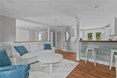 19 Warren Avenue Middletown RI 02842
