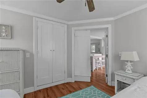 19 Warren Avenue Middletown RI 02842
