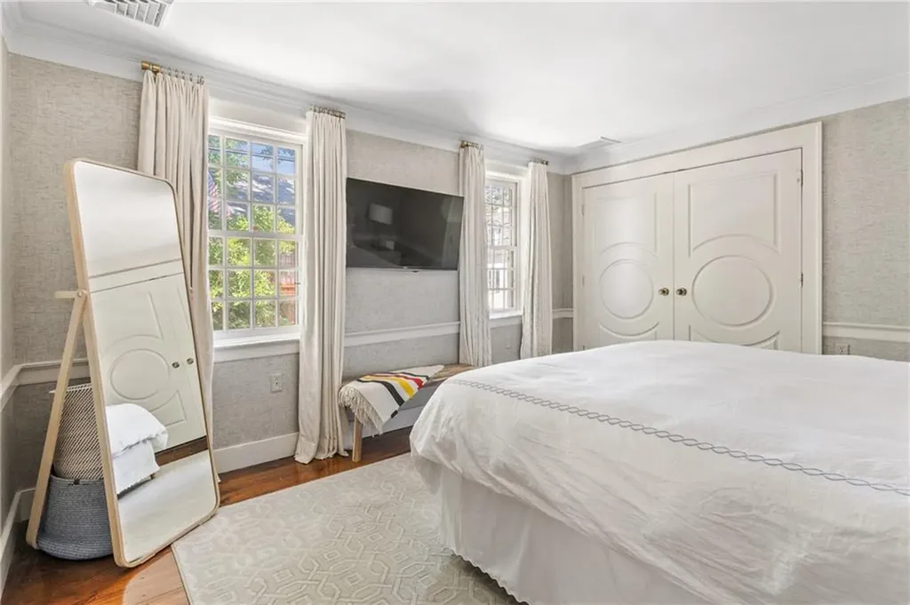 35 Second Street Newport RI 02840