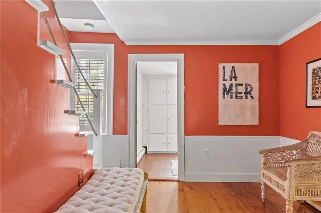 35 Second Street Newport RI 02840