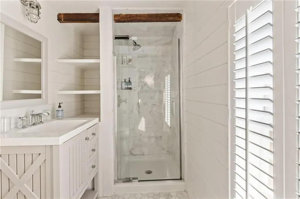 35 Second Street Newport RI 02840