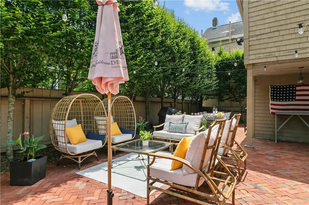 35 Second Street Newport RI 02840