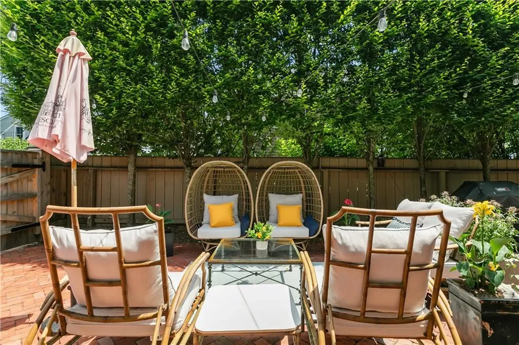 35 Second Street Newport RI 02840