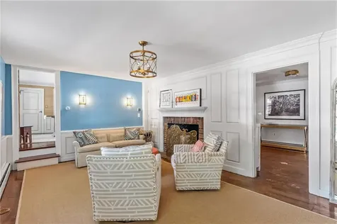 35 Second Street Newport RI 02840