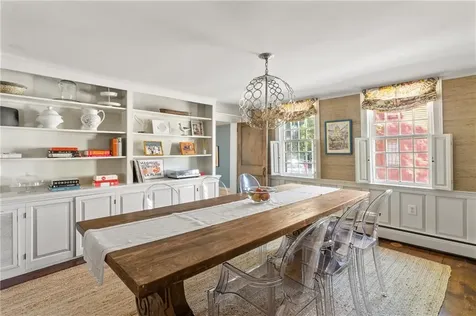 35 Second Street Newport RI 02840