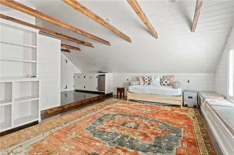 35 Second Street Newport RI 02840