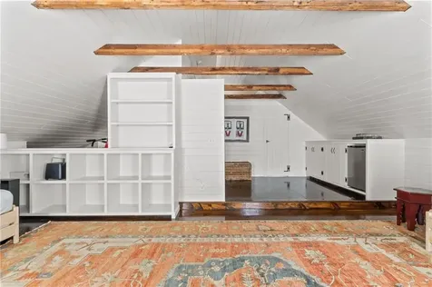 35 Second Street Newport RI 02840