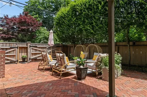 35 Second Street Newport RI 02840